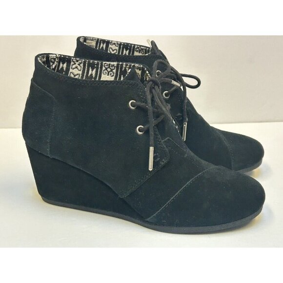 Toms Shoes Women 8.5 Desert Wedge Black Suede Bootie Lace Up Aztec Ankle Boots - Picture 1 of 9